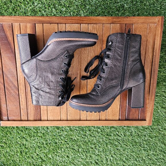 Naturalizer Women's Callie Ankle Boot - Picture 1 of 8